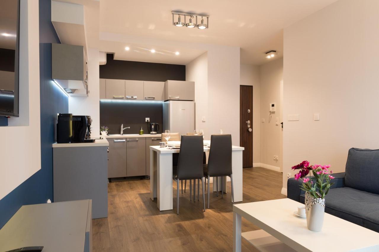 شقة Apartlogy Aura2 78 - Experience Intelligent Living While Travelling غدانسك المظهر الخارجي الصورة
