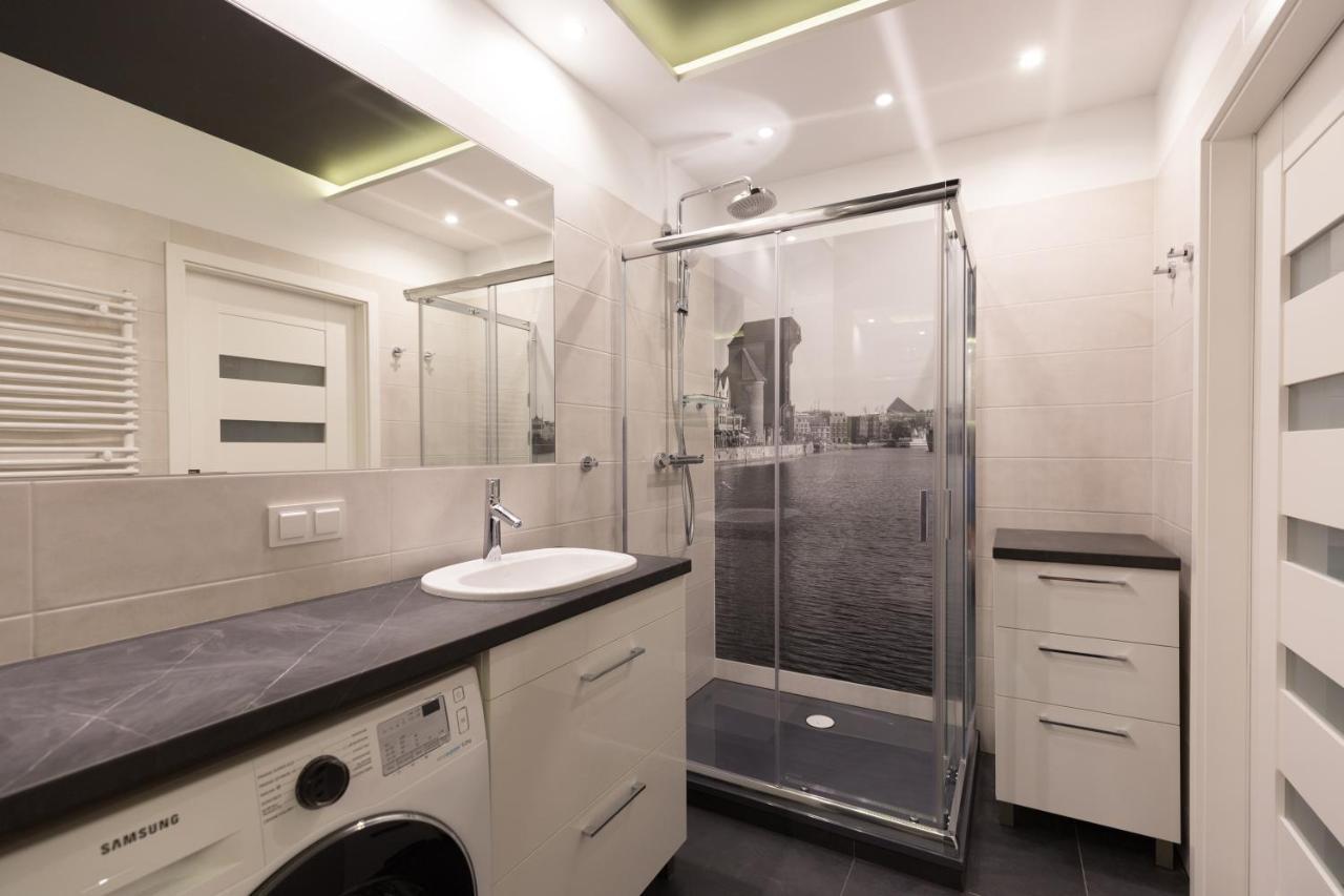 شقة Apartlogy Aura2 78 - Experience Intelligent Living While Travelling غدانسك المظهر الخارجي الصورة
