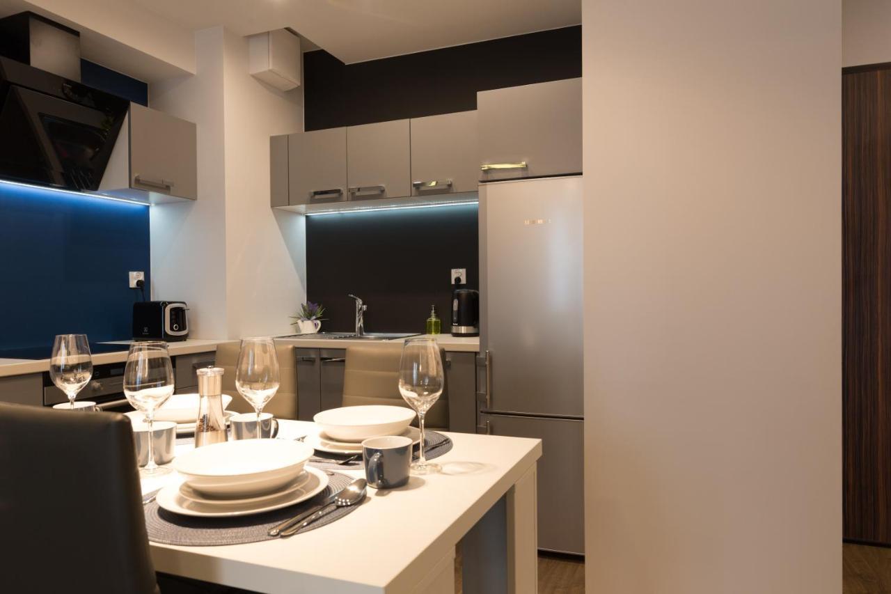 شقة Apartlogy Aura2 78 - Experience Intelligent Living While Travelling غدانسك المظهر الخارجي الصورة